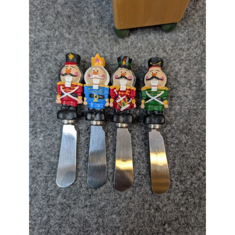 Out of the Woods Oregon Nutcracker Cheese Spreader Set Wood Block Holiday